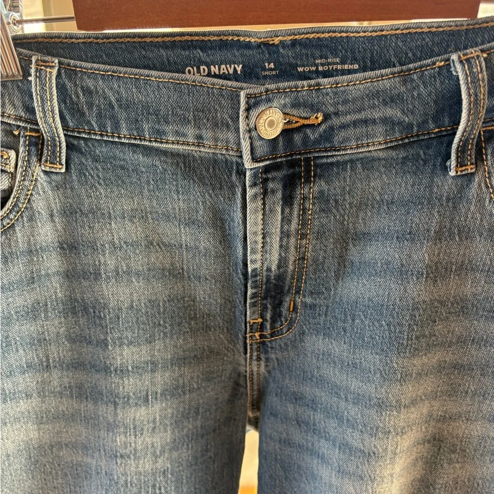Women’s Old Navy Wow Boyfriend Blue Jeans - Picture 2 of 6